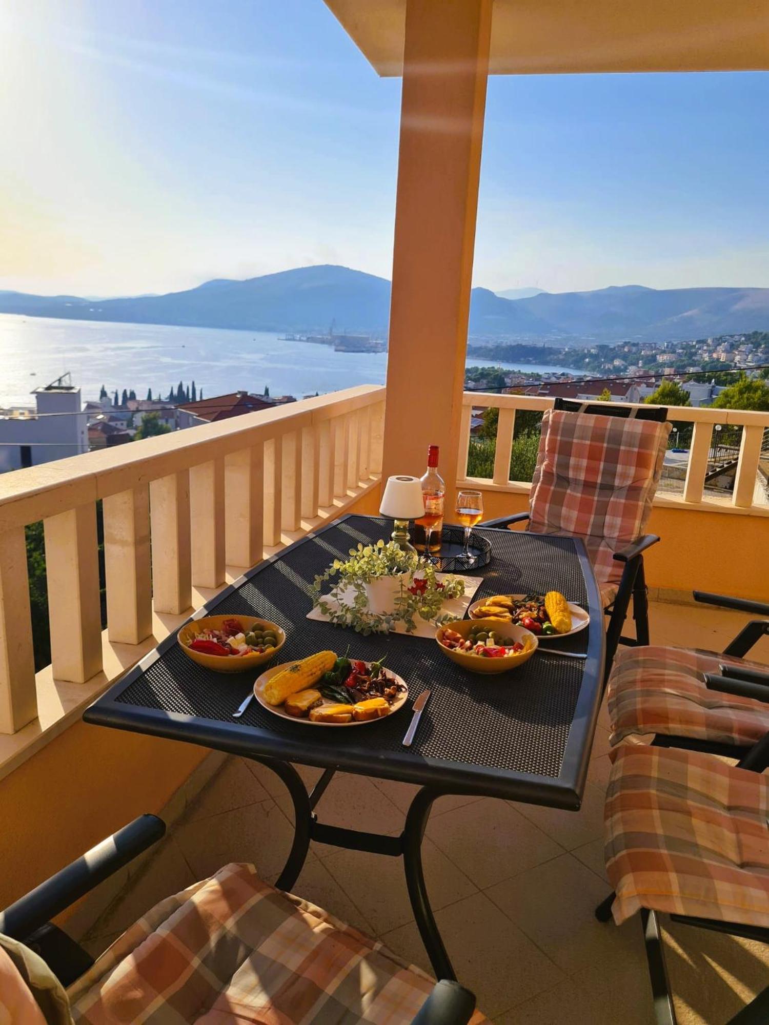 Villa Maja Trogir Exterior photo